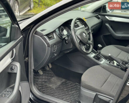 Шкода Октавия 2015 в Виннице на Automoto.ua Черный Шкода Октавия, объемом двигателя 1.6 л и пробегом 225 тыс. км за 9900 $, фото 8 на Automoto.ua