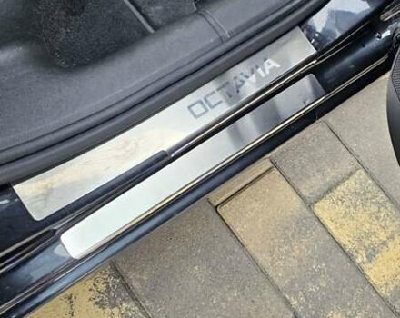 Черный Шкода Октавия, объемом двигателя 1.6 л и пробегом 206 тыс. км за 12000 $, фото 14 на Automoto.ua