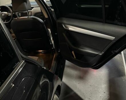 Черный Шкода Октавия, объемом двигателя 2 л и пробегом 340 тыс. км за 11000 $, фото 7 на Automoto.ua