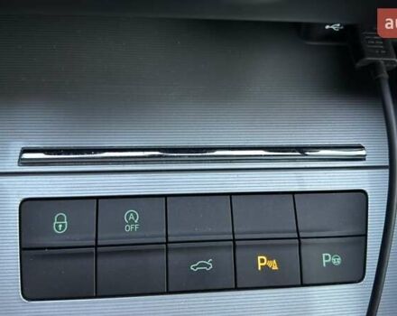 Черный Шкода Октавия, объемом двигателя 1.6 л и пробегом 275 тыс. км за 12450 $, фото 36 на Automoto.ua