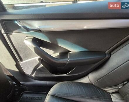 Черный Шкода Октавия, объемом двигателя 1.6 л и пробегом 193 тыс. км за 12345 $, фото 21 на Automoto.ua