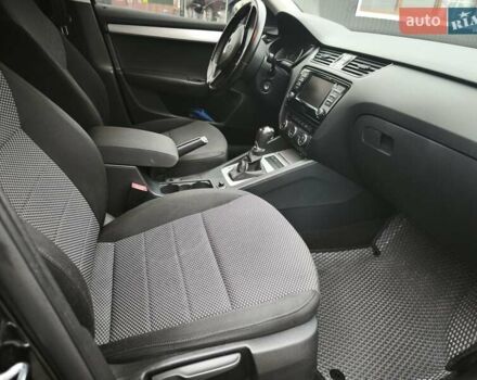 Черный Шкода Октавия, объемом двигателя 1.6 л и пробегом 290 тыс. км за 11700 $, фото 39 на Automoto.ua