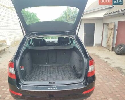 Черный Шкода Октавия, объемом двигателя 1.6 л и пробегом 307 тыс. км за 10499 $, фото 8 на Automoto.ua