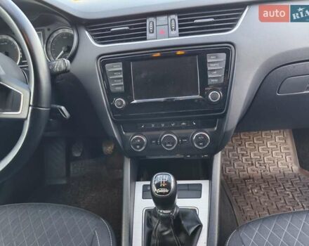 Чорний Шкода Октавія, об'ємом двигуна 1.6 л та пробігом 260 тис. км за 11300 $, фото 40 на Automoto.ua