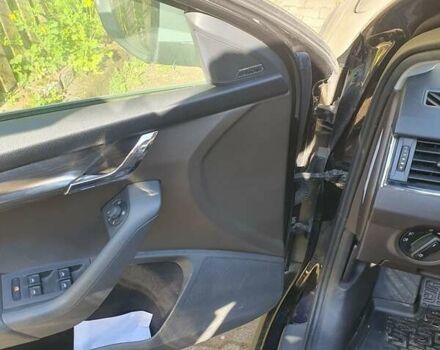 Черный Шкода Октавия, объемом двигателя 2 л и пробегом 214 тыс. км за 18600 $, фото 9 на Automoto.ua