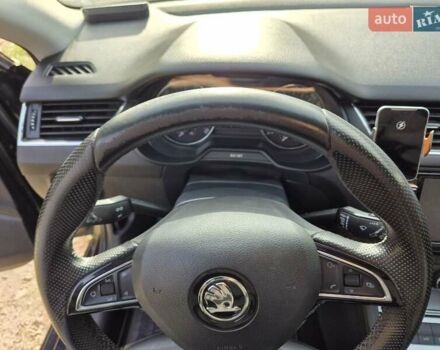 Черный Шкода Октавия, объемом двигателя 1.6 л и пробегом 193 тыс. км за 12345 $, фото 18 на Automoto.ua