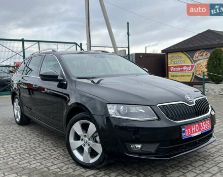 Шкода Октавия 2015 в Червонограде на Automoto.ua Черный Шкода Октавия, объемом двигателя 1.97 л и пробегом 246 тыс. км за 14135 $, фото 1 на Automoto.ua