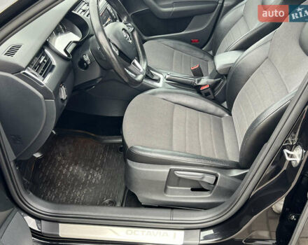 Шкода Октавия 2015 в Червонограде на Automoto.ua Черный Шкода Октавия, объемом двигателя 1.97 л и пробегом 246 тыс. км за 14135 $, фото 13 на Automoto.ua