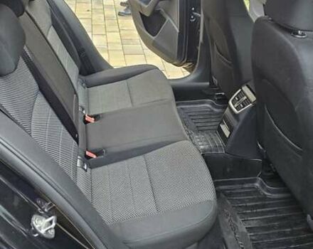 Черный Шкода Октавия, объемом двигателя 1.6 л и пробегом 206 тыс. км за 12000 $, фото 6 на Automoto.ua