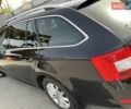 Черный Шкода Октавия, объемом двигателя 1.6 л и пробегом 130 тыс. км за 12300 $, фото 1 на Automoto.ua