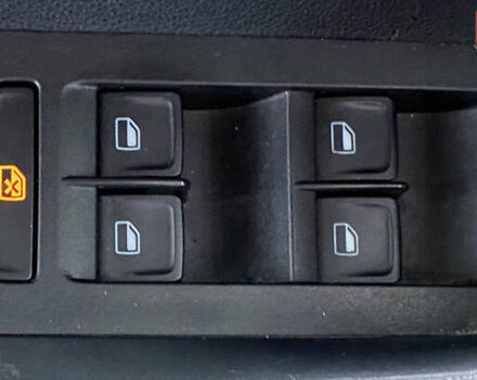 Чорний Шкода Октавія, об'ємом двигуна 1.6 л та пробігом 221 тис. км за 12250 $, фото 13 на Automoto.ua