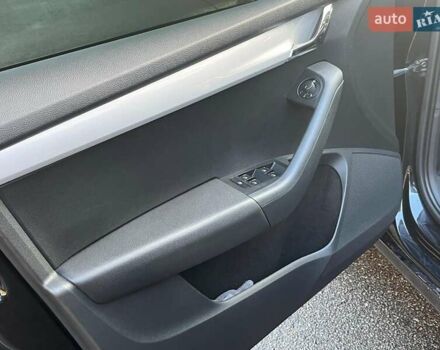 Черный Шкода Октавия, объемом двигателя 1.6 л и пробегом 227 тыс. км за 12790 $, фото 14 на Automoto.ua