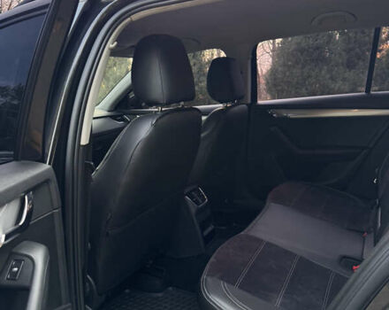 Чорний Шкода Октавія, об'ємом двигуна 1.6 л та пробігом 262 тис. км за 10100 $, фото 8 на Automoto.ua