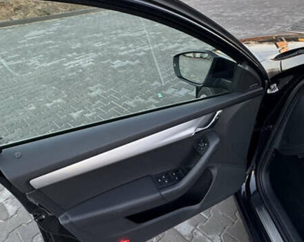 Черный Шкода Октавия, объемом двигателя 1.6 л и пробегом 275 тыс. км за 12450 $, фото 20 на Automoto.ua