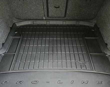 Черный Шкода Октавия, объемом двигателя 1.6 л и пробегом 206 тыс. км за 12000 $, фото 4 на Automoto.ua