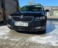 Черный Шкода Октавия, объемом двигателя 1.6 л и пробегом 274 тыс. км за 11200 $, фото 1 на Automoto.ua