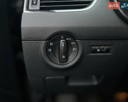 Шкода Октавия 2015 в Харькове на Automoto.ua Черный Шкода Октавия, объемом двигателя 1.6 л и пробегом 254 тыс. км за 11500 $, фото 21 на Automoto.ua