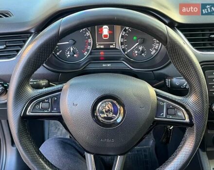 Черный Шкода Октавия, объемом двигателя 1.6 л и пробегом 227 тыс. км за 12790 $, фото 19 на Automoto.ua