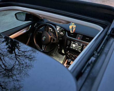 Чорний Шкода Октавія, об'ємом двигуна 1.6 л та пробігом 252 тис. км за 11599 $, фото 10 на Automoto.ua