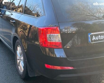 Черный Шкода Октавия, объемом двигателя 1.6 л и пробегом 227 тыс. км за 12790 $, фото 10 на Automoto.ua