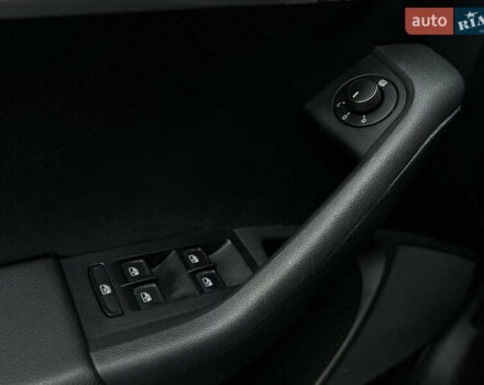 Шкода Октавия 2015 в Харькове на Automoto.ua Черный Шкода Октавия, объемом двигателя 1.6 л и пробегом 254 тыс. км за 11500 $, фото 20 на Automoto.ua