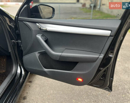 Шкода Октавия 2015 в Харькове на Automoto.ua Черный Шкода Октавия, объемом двигателя 1.6 л и пробегом 254 тыс. км за 11500 $, фото 7 на Automoto.ua