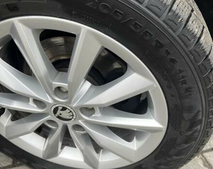 Черный Шкода Октавия, объемом двигателя 1.6 л и пробегом 260 тыс. км за 12300 $, фото 9 на Automoto.ua