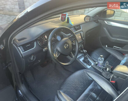 Черный Шкода Октавия, объемом двигателя 1.6 л и пробегом 283 тыс. км за 13500 $, фото 6 на Automoto.ua