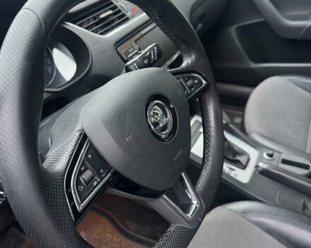 Черный Шкода Октавия, объемом двигателя 2 л и пробегом 278 тыс. км за 12900 $, фото 3 на Automoto.ua