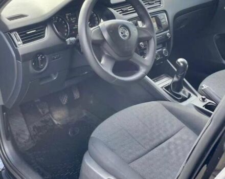 Черный Шкода Октавия, объемом двигателя 1.6 л и пробегом 384 тыс. км за 9200 $, фото 8 на Automoto.ua