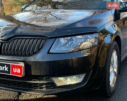Черный Шкода Октавия, объемом двигателя 1.6 л и пробегом 227 тыс. км за 12790 $, фото 3 на Automoto.ua
