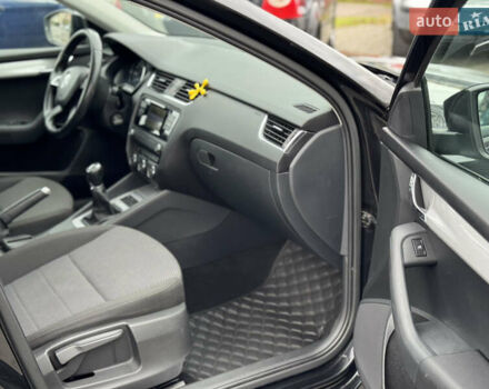 Шкода Октавия 2015 в Виннице на Automoto.ua Черный Шкода Октавия, объемом двигателя 1.6 л и пробегом 225 тыс. км за 9900 $, фото 11 на Automoto.ua