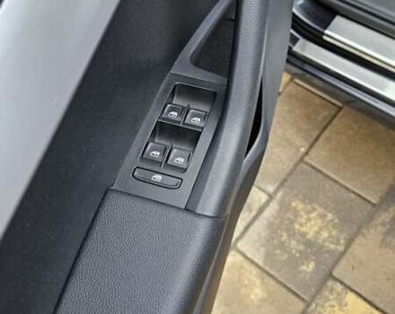 Черный Шкода Октавия, объемом двигателя 1.6 л и пробегом 206 тыс. км за 12000 $, фото 25 на Automoto.ua