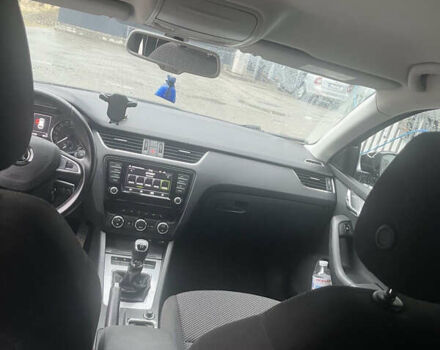 Чорний Шкода Октавія, об'ємом двигуна 1.6 л та пробігом 250 тис. км за 10500 $, фото 2 на Automoto.ua