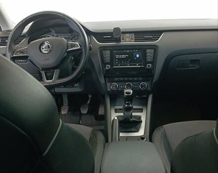 Черный Шкода Октавия, объемом двигателя 1.97 л и пробегом 300 тыс. км за 11500 $, фото 11 на Automoto.ua