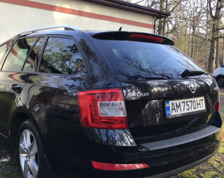 Чорний Шкода Октавія, об'ємом двигуна 2 л та пробігом 261 тис. км за 11700 $, фото 4 на Automoto.ua