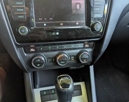 Черный Шкода Октавия, объемом двигателя 1.6 л и пробегом 253 тыс. км за 10900 $, фото 14 на Automoto.ua