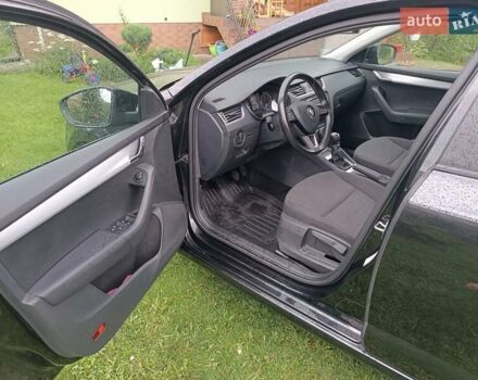 Черный Шкода Октавия, объемом двигателя 1.6 л и пробегом 207 тыс. км за 11300 $, фото 3 на Automoto.ua