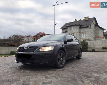 Черный Шкода Октавия, объемом двигателя 1.6 л и пробегом 171 тыс. км за 13500 $, фото 1 на Automoto.ua