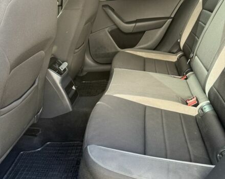 Чорний Шкода Октавія, об'ємом двигуна 2 л та пробігом 300 тис. км за 12500 $, фото 5 на Automoto.ua