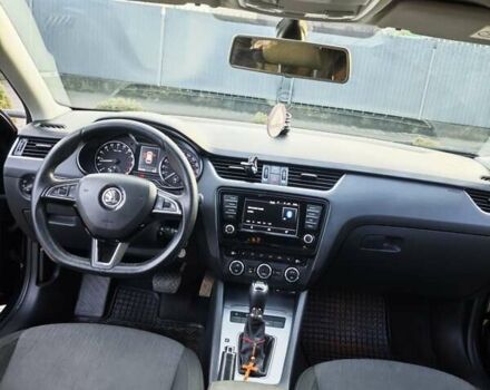 Черный Шкода Октавия, объемом двигателя 1.97 л и пробегом 276 тыс. км за 12999 $, фото 4 на Automoto.ua