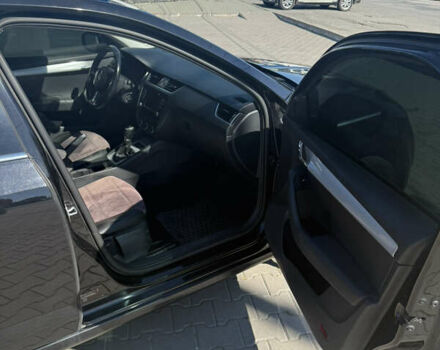 Чорний Шкода Октавія, об'ємом двигуна 1.6 л та пробігом 220 тис. км за 13300 $, фото 9 на Automoto.ua