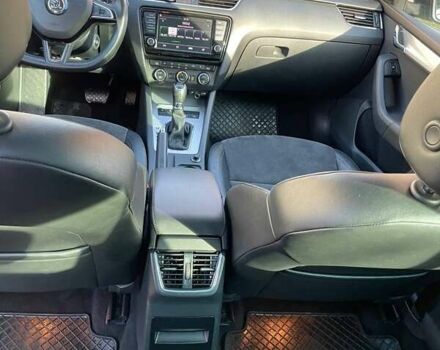 Черный Шкода Октавия, объемом двигателя 1.6 л и пробегом 283 тыс. км за 12500 $, фото 10 на Automoto.ua