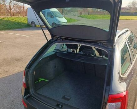 Черный Шкода Октавия, объемом двигателя 1.97 л и пробегом 308 тыс. км за 13200 $, фото 8 на Automoto.ua