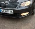 Черный Шкода Октавия, объемом двигателя 1.6 л и пробегом 326 тыс. км за 13000 $, фото 1 на Automoto.ua
