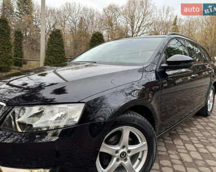Чорний Шкода Октавія, об'ємом двигуна 1.6 л та пробігом 228 тис. км за 11899 $, фото 32 на Automoto.ua