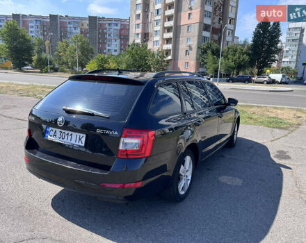 Черный Шкода Октавия, объемом двигателя 1.6 л и пробегом 326 тыс. км за 13000 $, фото 13 на Automoto.ua