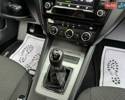 Чорний Шкода Октавія, об'ємом двигуна 1.6 л та пробігом 228 тис. км за 11899 $, фото 97 на Automoto.ua