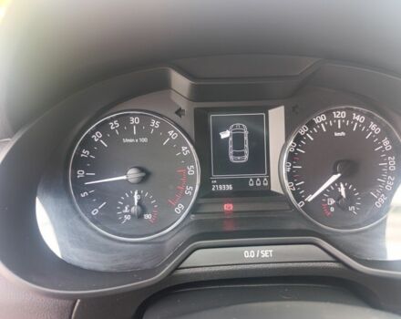 Черный Шкода Октавия, объемом двигателя 2 л и пробегом 213 тыс. км за 10800 $, фото 19 на Automoto.ua