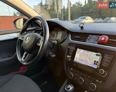 Черный Шкода Октавия, объемом двигателя 1.6 л и пробегом 210 тыс. км за 14000 $, фото 9 на Automoto.ua